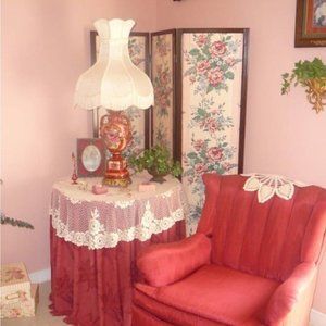 Victorian Lace Table Topper, Ecru/Ivory